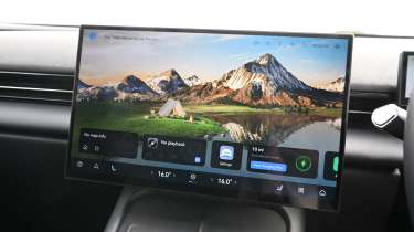 Omoda 7 SHS-P Noble Tech - infotainment screen