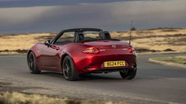 Mazda MX-5 - rear cornering