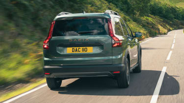 Dacia Jogger Extreme Sleep Pack - rear tracking
