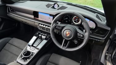 Porsche 911 Cabriolet - interior