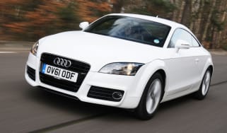 Audi TT Coupe front tracking