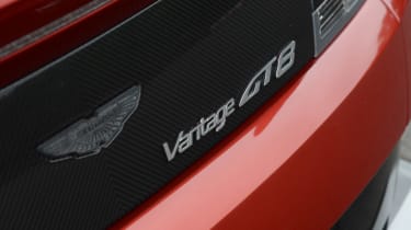 Aston Martin Vantage GT8 - Vantage GT8 badge