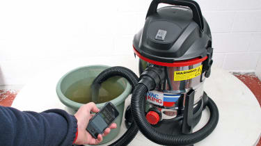 Car vacuum cleaner - reviews - 2013 group test | Auto Express