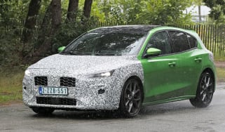 Ford Focus spy shot - driving
