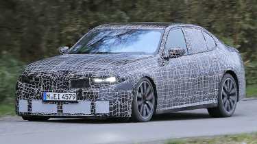 BMW 3 Series ‘Neue Klasse’ spy shot - front left 3/4
