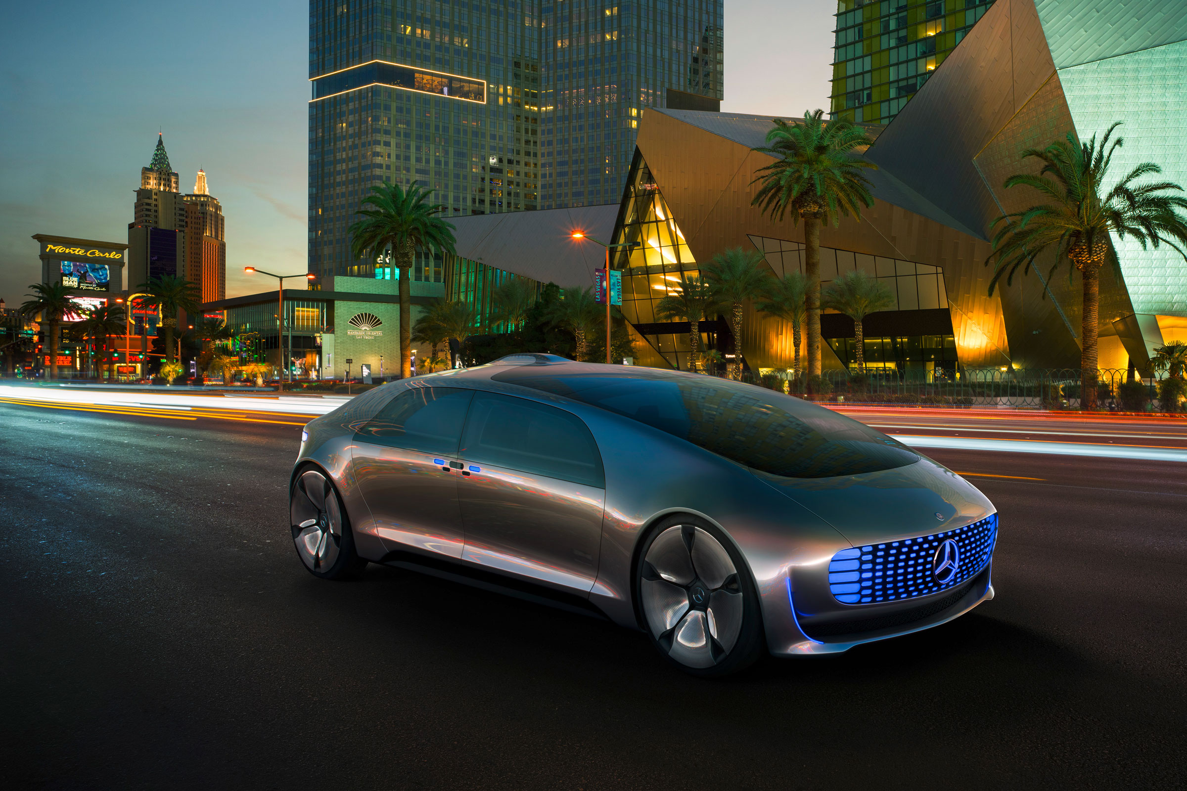 CES 2015: Mercedes F 015 shows its vision of the future 