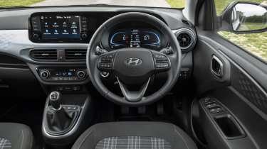 Hyundai i10 - interior