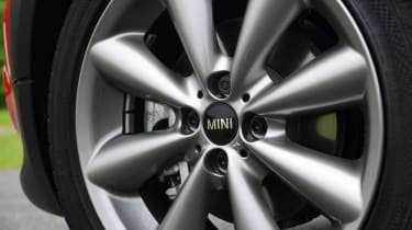 MINI Cooper D London 2012 Edition wheel