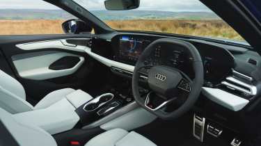 Audi A6 Avant Launch Edition - interior