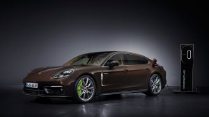 Porsche%20Panamera%202020%20facelift%20official-2.jpg