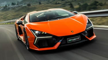 Lamborghini Revuelto - front
