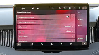 Skoda Superb touchscreen displaying settings