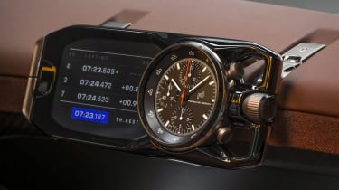 Porsche Mission X studio - info