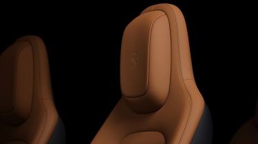 Ferrari Luce - seat