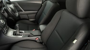 Used Mazda 3 - front seats