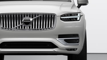 Volvo XC90 facelift - front