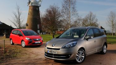 Renault Grand Scenic vs Vauxhall Zafira Tourer