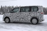 Volkswagen Transporter T7 spy - side