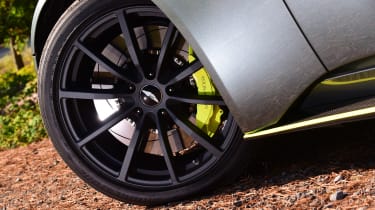 Aston Martin DB11 AMR - wheel