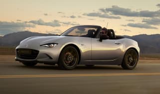 2024 Mazda MX-5 roadster - front tracking