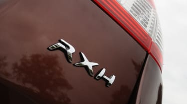 Peugeot 508 RXH HYbrid4 badge