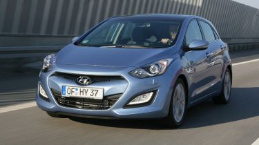 Hyundai i30 front tracking