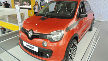 Renault Twingo Review 2024, Drive, Specs & Pricing
