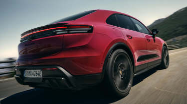 Porsche Macan Electric GTS - rear tracking