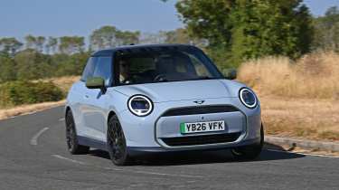 MINI Cooper Paul Smith Edition - front cornering