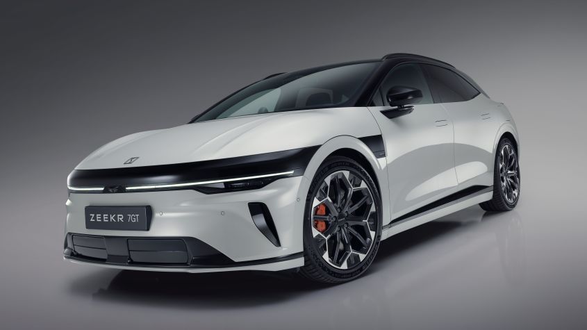 Sleek new Zeekr 7GT offers over 400bhp for less than £40k