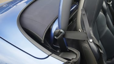 Used Porsche Boxster - seat belt