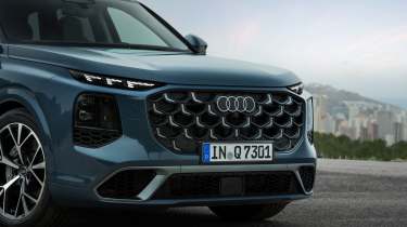 Audi Q7 - grille