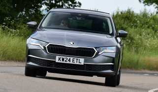 Skoda Octavia UK - front cornering