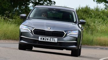 Skoda Octavia UK - front cornering