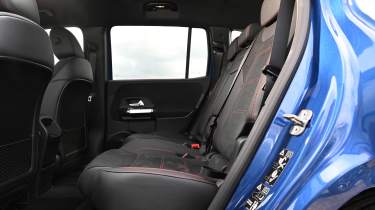 Mercedes EQB 250+ Urban Edition - rear seats