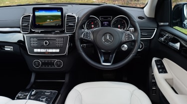 Mercedes GLS 350d AMG 2016 - interior