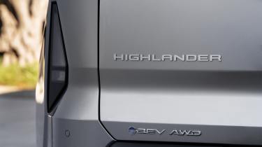 Toyota Highlander BEV - rear badging