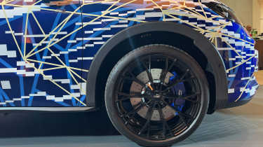 Volkswagen T-Roc R - wheel