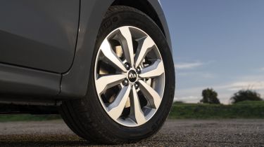 Kia Rio wheel