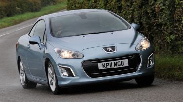 Peugeot 308 CC 1.6 e-HDi Active front cornering