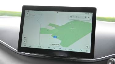 BYD Dolphin Surf Comfort - sat-nav