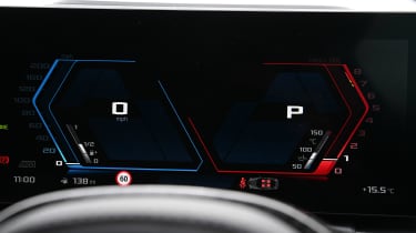 BMW M2 CS - dials