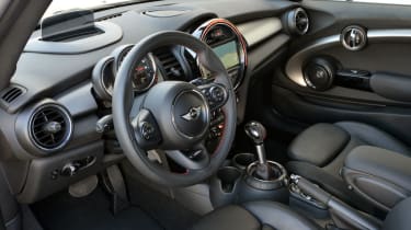 MINI Cooper S 2014 - steering wheel