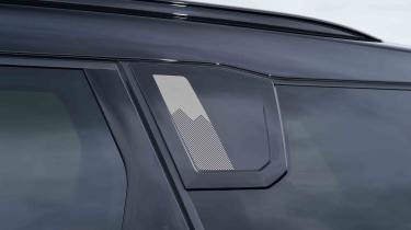 MINI Countryman - side design detail