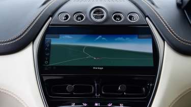 Used Aston Martin DBX - sat-nav