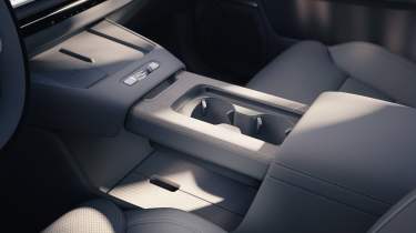 Volvo XC70 - centre console with cup holders