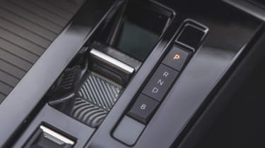 Vauxhall Astra Electric UK - centre console