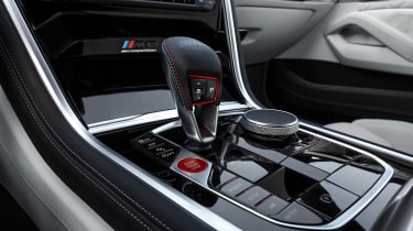 BMW M8 Gran Coupe - transmission