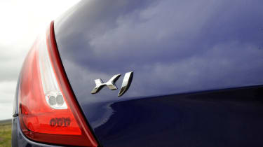 Jaguar XJ  badge
