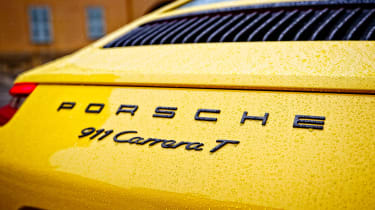 Porsche 911 Carrera T - rear detail